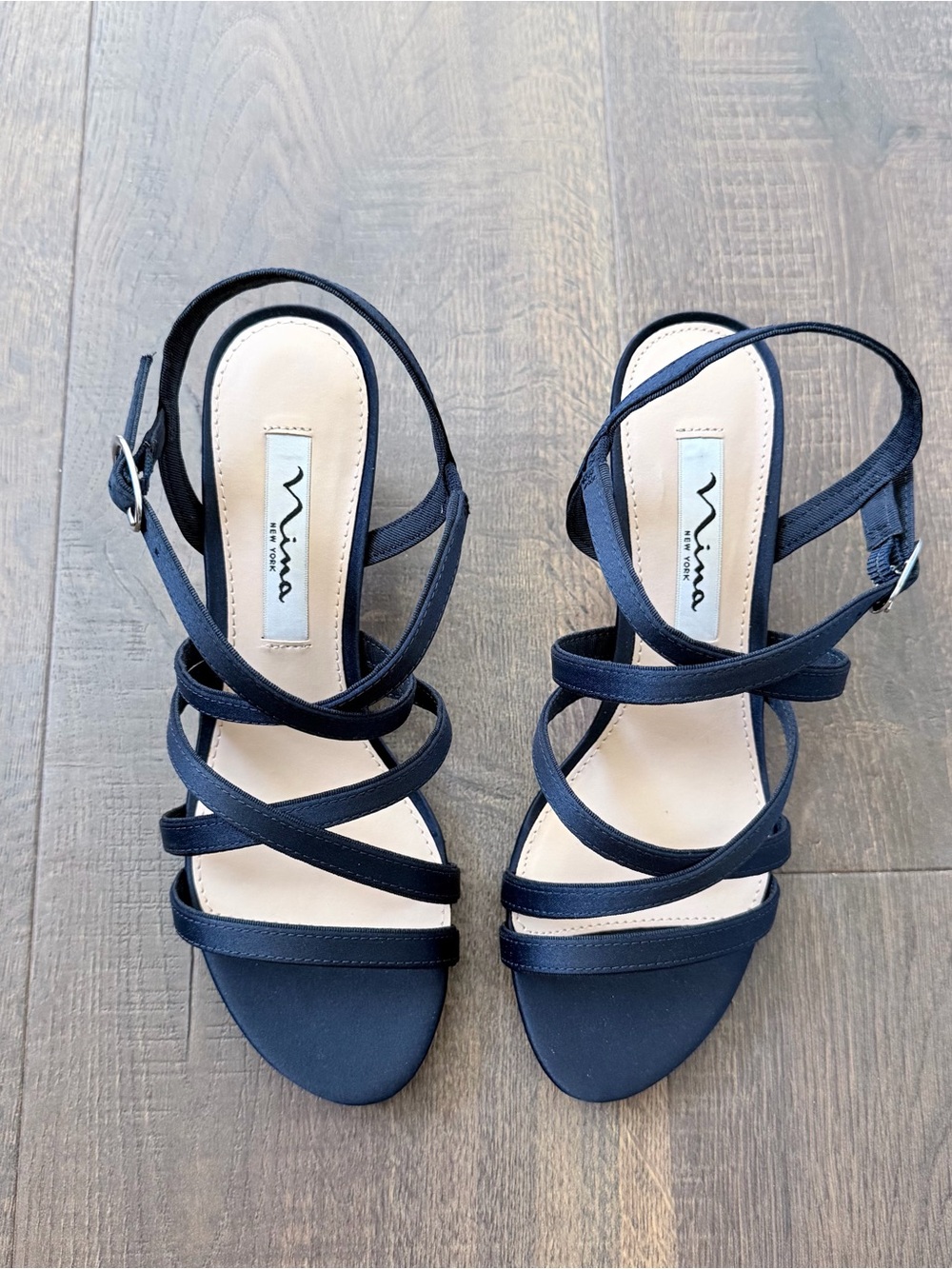 Nina Genaya New Navy Satin Kitten Heel | Size: 6W - Picture 4 of 8